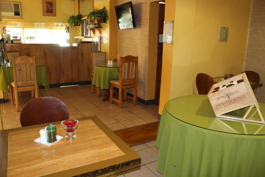 Saint Illian'S Inn Makati Makati City Dış mekan fotoğraf