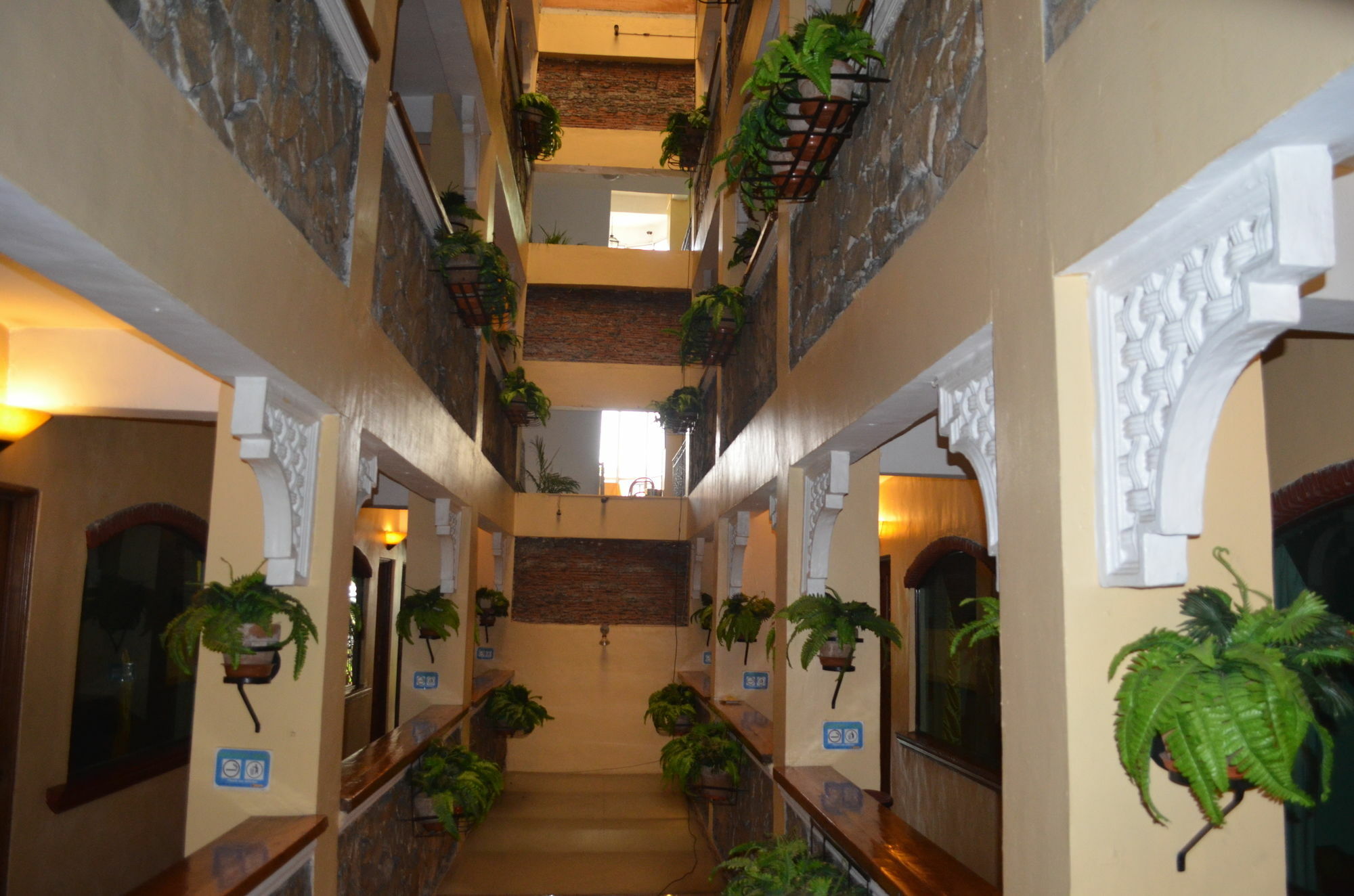 Saint Illian'S Inn Makati Makati City Dış mekan fotoğraf