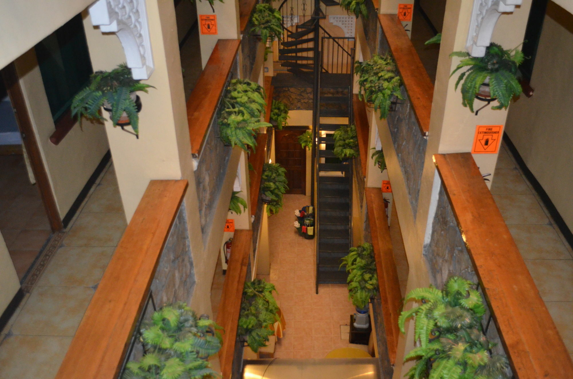 Saint Illian'S Inn Makati Makati City Dış mekan fotoğraf